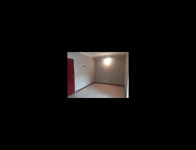1 BEDROOM PROPERTY TO RENT IN RANDBURG CENTRAL